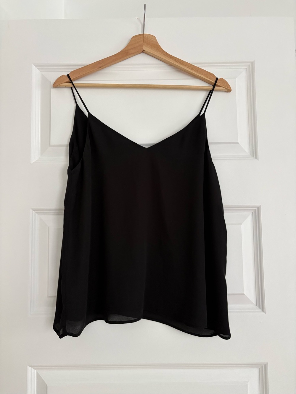 H&M Black V-Neck Spaghetti Strap Camisole